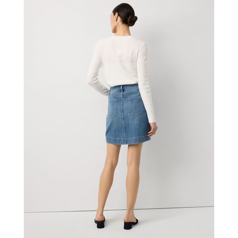 White House Black Market Denim Mini Skirt Medium Wash Chain Bit Detail Size 4 - Picture 3 of 8